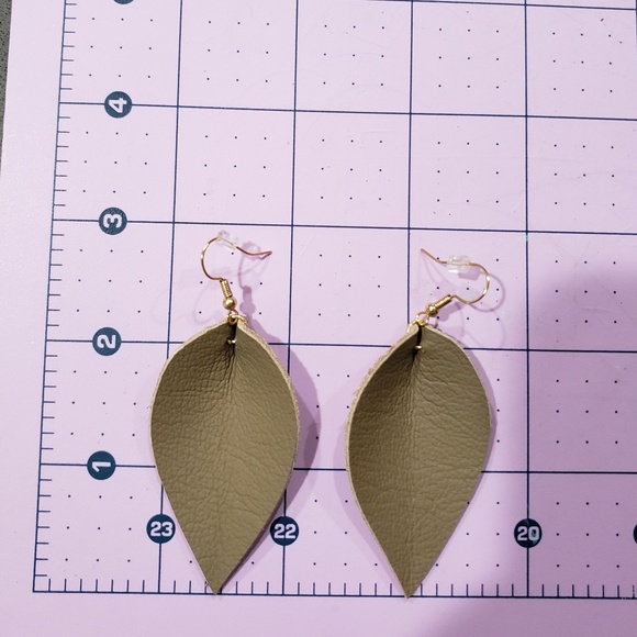 2 Inch | Taupe Petal Earrings - Picture 4 of 6